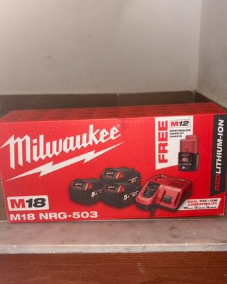 Kit Milwaukee M18 NRG-503 – Batterie + caricatore