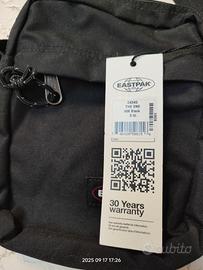 borsello nero Eastpak 