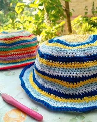 Cappelli a uncinetto