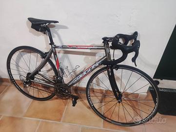 Bici da corsa lee cougan