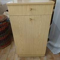 mobiletto porta biancheria 