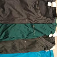 4 magliette estive pari al nuovo