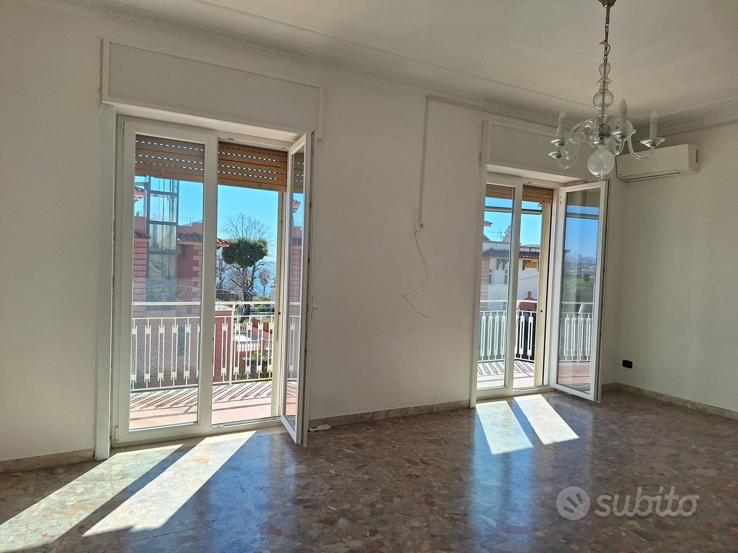 Apartment in Napoli, Mergellina, Municipalità 1 - View 2