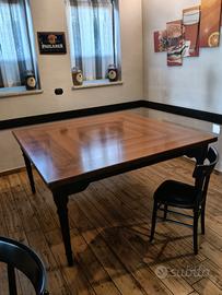 tavolo legno intarsiato 