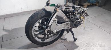 motore Beverly 200