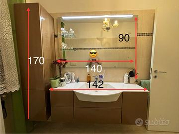 Arredo bagno completo con specchio su misura