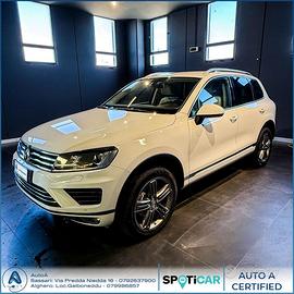 VOLKSWAGEN Touareg 3.0 TDI 204 CV tiptronic Blue