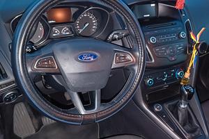 Macchina Ford Focus 