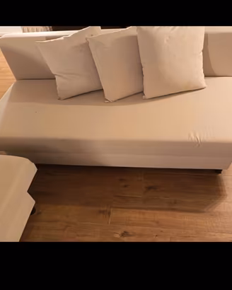 due divani letto 