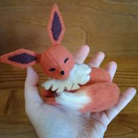 Pokemon Eevee dormiglione peluche artigianale