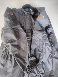 Completo pioggia per moto e scooter