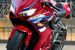 Honda CBR 650 R E-CLUTCH