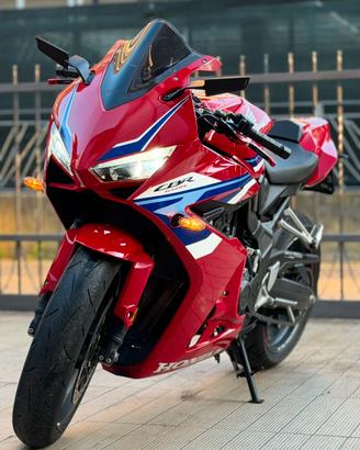 Honda CBR 650 R E-CLUTCH