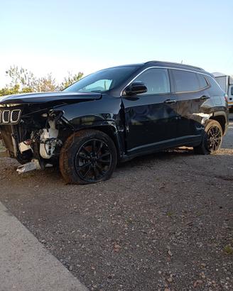 New!! Jeep benzina più elettrico restyling