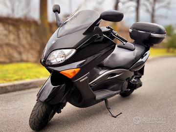 Yamaha TMax - 2006