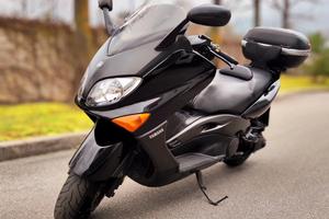 Yamaha TMax - 2006