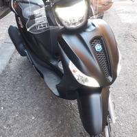 Piaggio Medley 150 - 2023