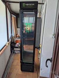 Frigorifero Monster Energy