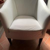 Due poltrone sfoderabili