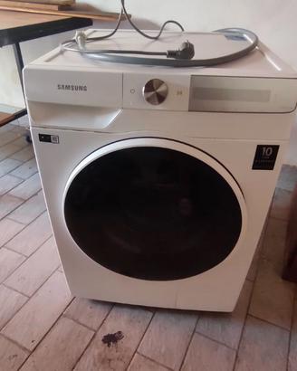Samsung smart con AI control 24 programmi