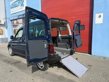 Peugeot Ranch 1.9 - Auto per disabili con pianale 