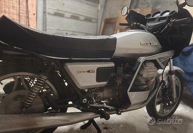 Moto guzzi sp 1000