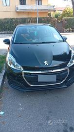 Peugeot 208 1.2 puretech active (adatta a neopat.)