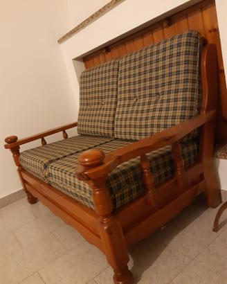 Divano rustico in legno