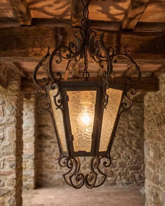 LAMPADA SOSPESA IN FERRO BATTUTO A MANO 