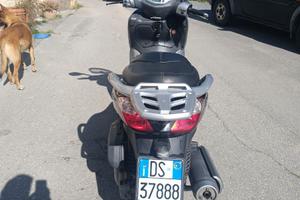 Scooter Yamaha x city 250