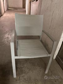 Sedia da giardino con braccioli