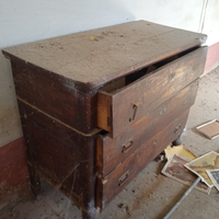 Mobili antichi da ristrutturare