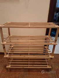 Piccolo scaffale multiuso
