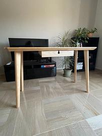 Scrivania tavolo con cassetto