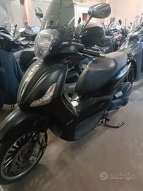 Piaggio Beverly 300 i.e.