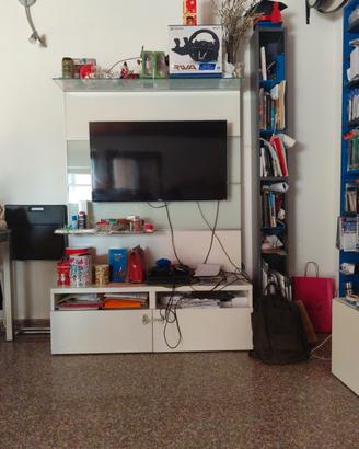 libreria e mobile tv