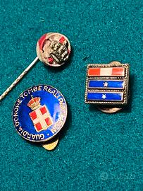 distintivo spille, sistema sabaudo e corona reale