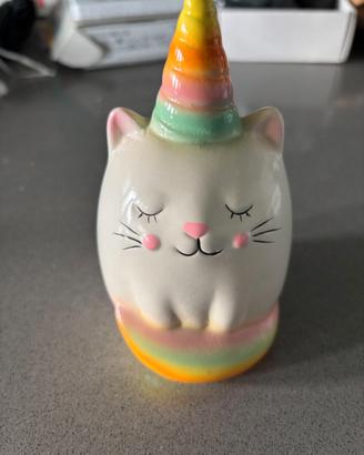 Gatto Unicorno in ceramica arcobaleno