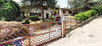 Immobile in asta di 609 m² con 4 locali a Moncalie