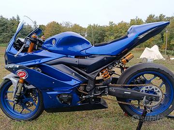 Yamaha r3