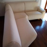 1 divano ad angolo 1 divano diritto con finale ape