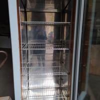 vetrina espositore per torte frigo e congelatore 