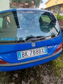 Lancia Y