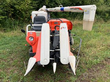 Kubota ER 211 Racty - trebbiatrice compatta