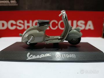 Modellino di Vespa 98 (1946) in scala 1/18