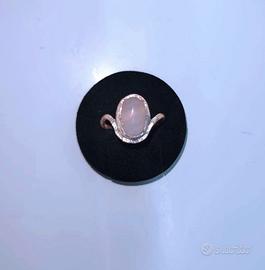 Anelli eleganti con Agata rosa naturale Trento 