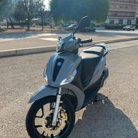 Scooter Piaggio Medley 125