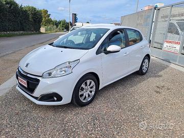 Peugeot 208 van 1.6 hdi 75cv 2017 km136000 full