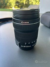 Obiettivo Canon EF-S 18-135mm f/3.5-5.6 IS USM