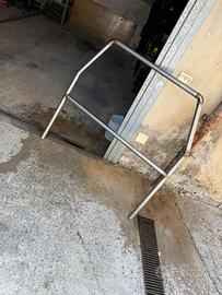 Roll bar